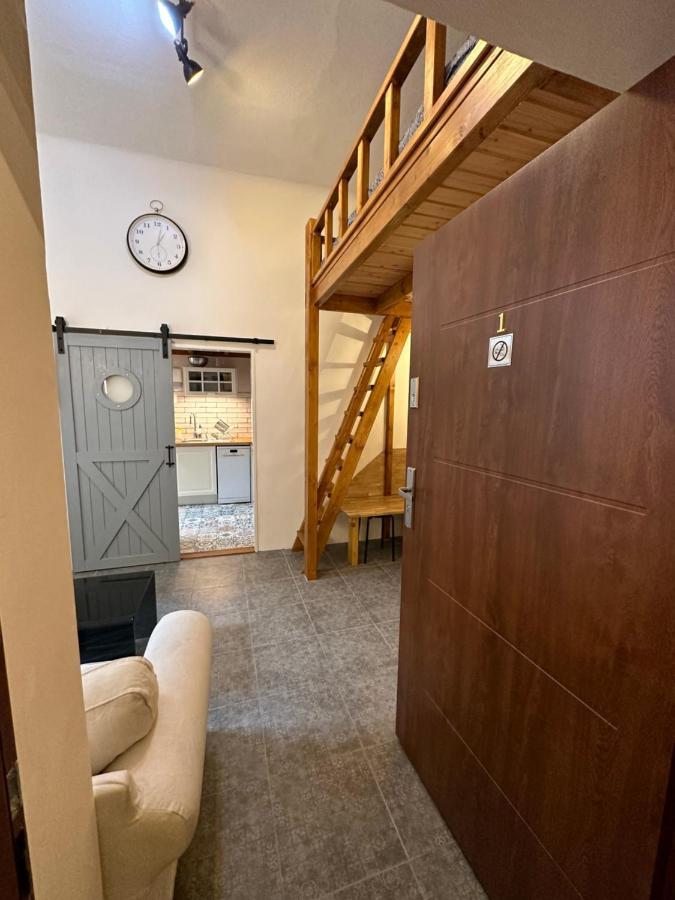 Cozy New Loft Apartment Prague Extérieur photo